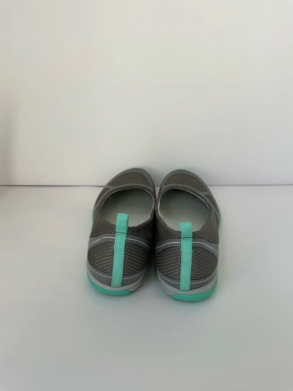 Merrell Ceylon Sport Gray Knit Slip-On Ballet Flats with Teal-Green Sole Accent - Picture 6 of 9